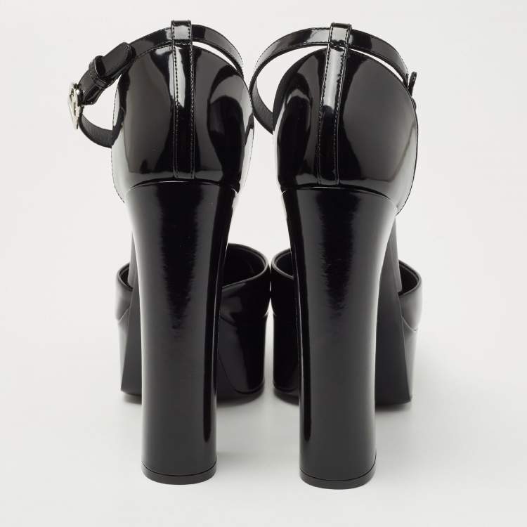 Pre Owned Dolce & Gabbana Black Patent Leather Logo Plaque Platfrom Pumps Size 39.5