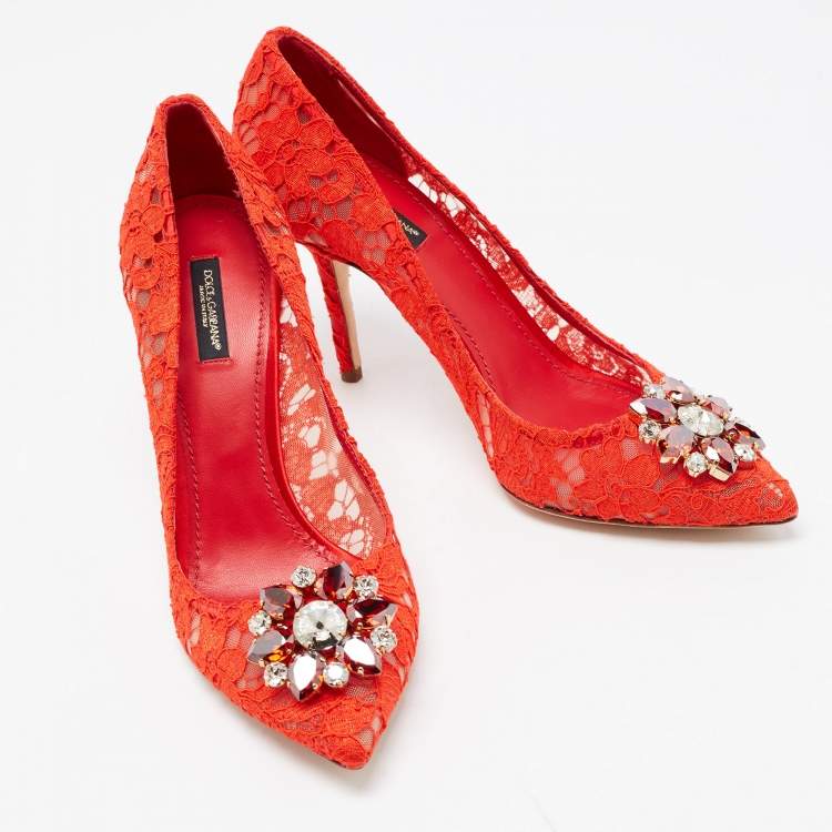Pre Owned Dolce & Gabbana Red Lace Bellucci Pumps Size 40.5