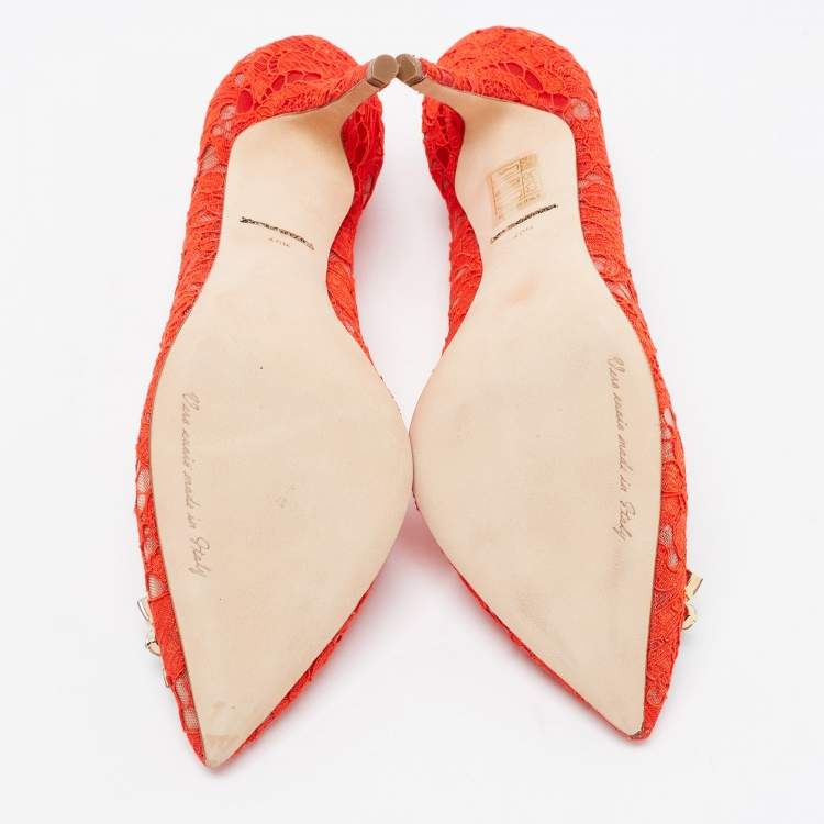Pre Owned Dolce & Gabbana Red Lace Bellucci Pumps Size 40.5