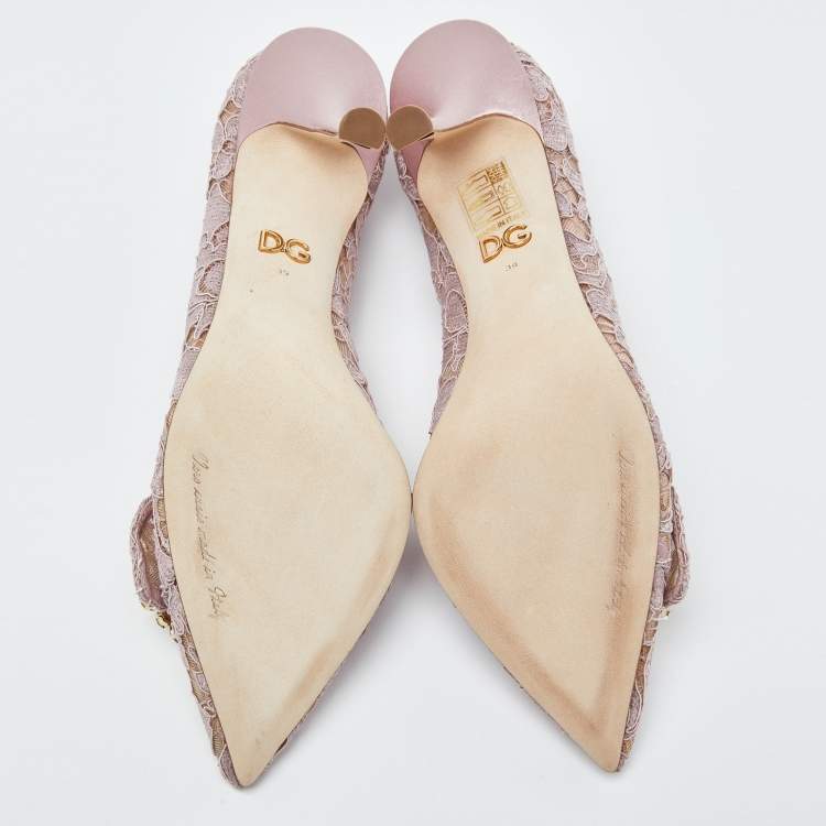 Pre Owned Dolce & Gabbana Lilac Lace Crystal Embellishment Pointed Toe Pumps Size 39