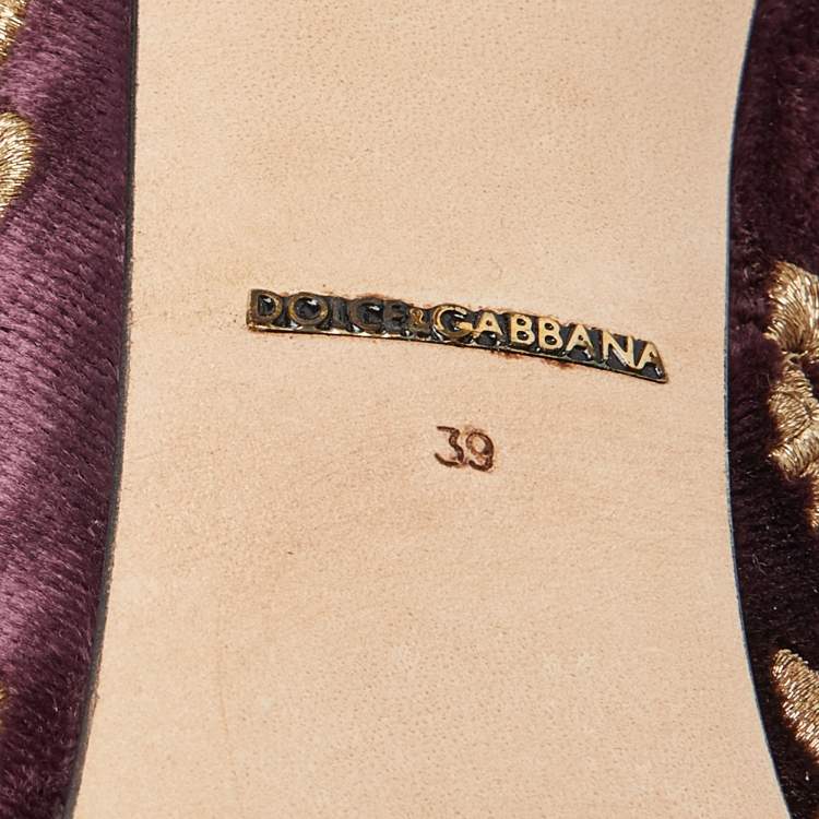 Pre Owned Dolce & Gabbana Burgundy Velvet Embroidered Lily Pointed Toe Pumps Size 39