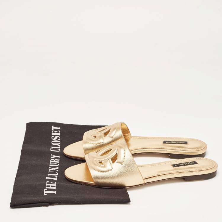مملوكة مسبقًا Dolce & Gabbana Gold Foil Leather DG Millennials Flat Slides Size 38