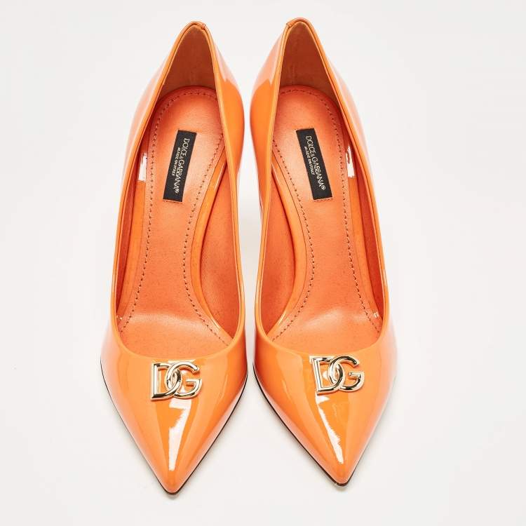 Pre Owned Dolce & Gabbana Orange Patent Leather DG Buckle Pumps Size 37.5