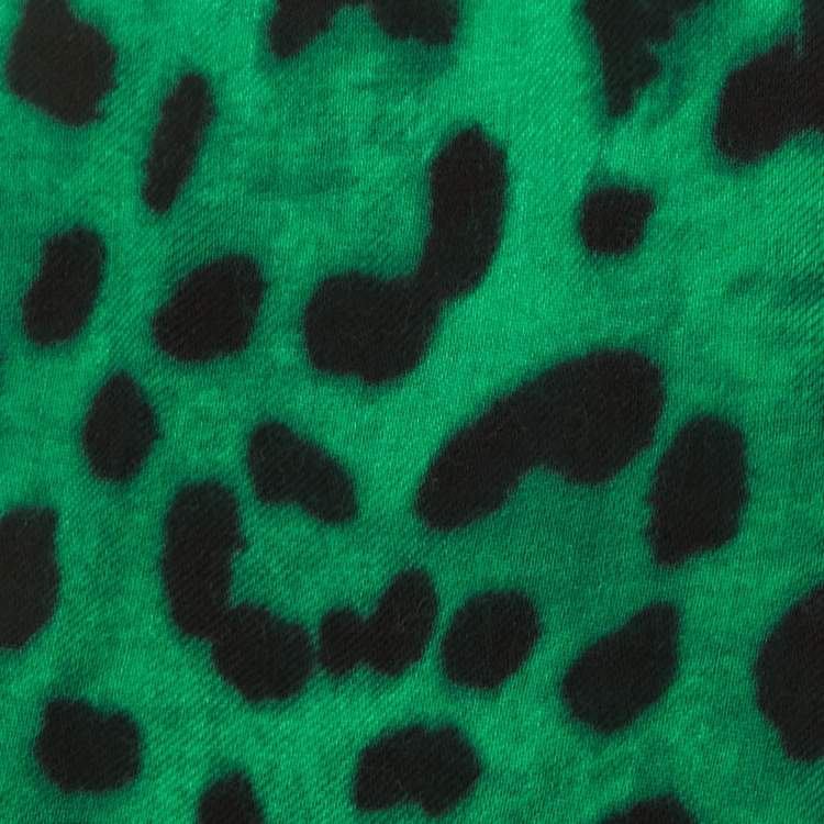 Pre Owned Dolce & Gabbana Green Leopard Print Modal & Cashmere Scarf