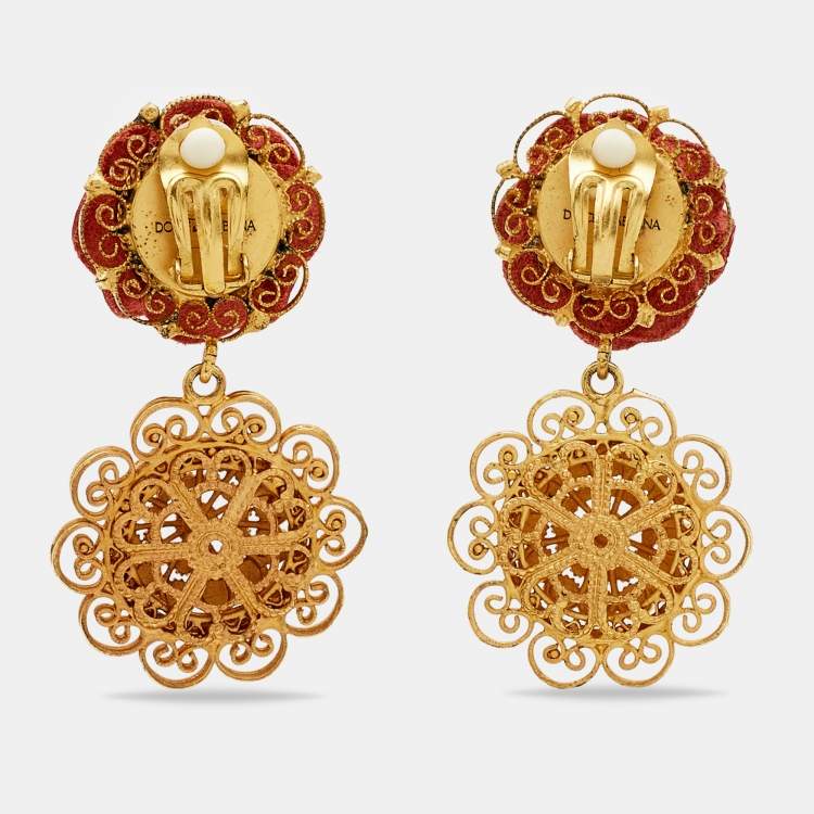 Pre Owned Dolce & Gabbana Rose Patent Leather Clip-On Earrings 