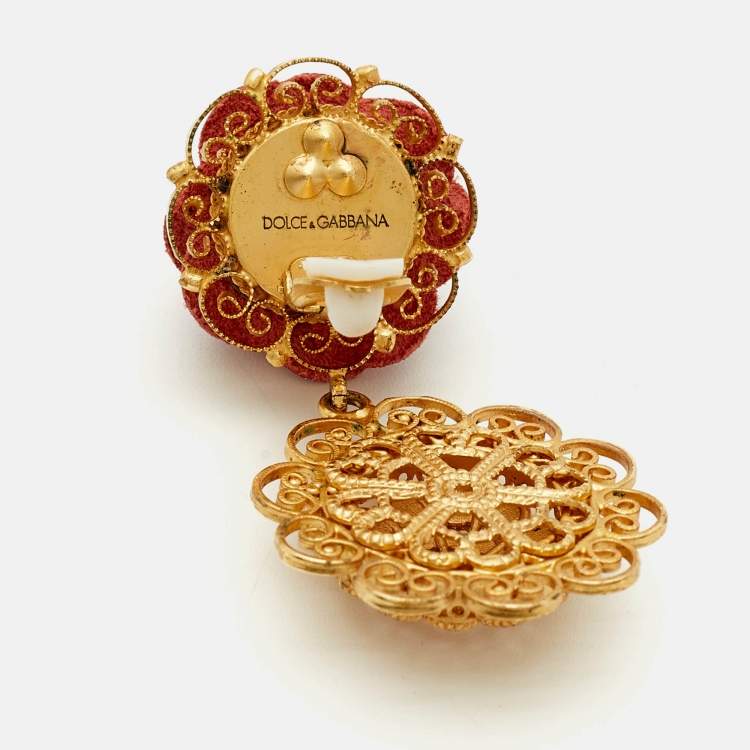 Pre Owned Dolce & Gabbana Rose Patent Leather Clip-On Earrings 