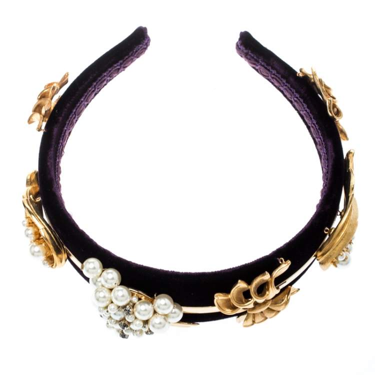 مملوكة مسبقًا Dolce & Gabbana Purple Velvet Faux Pearl Embellished Gold Tone Headband