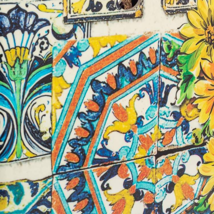 مملوكة مسبقًا Dolce & Gabbana Multicolor Majolica Print Patent Leather P2 Tablet Case