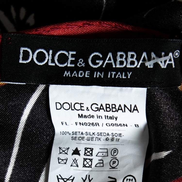 Pre Owned Dolce & Gabbana Black Floral Printed Silk Square Scarf