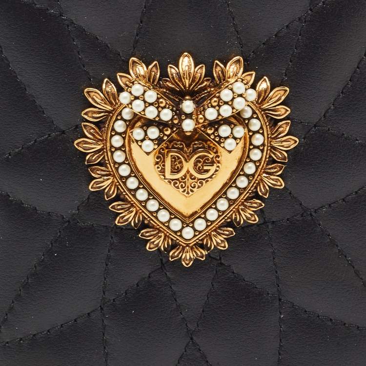Pre Owned Dolce & Gabbana Black Quilted Leather Sacred Heart iPhone XR Case