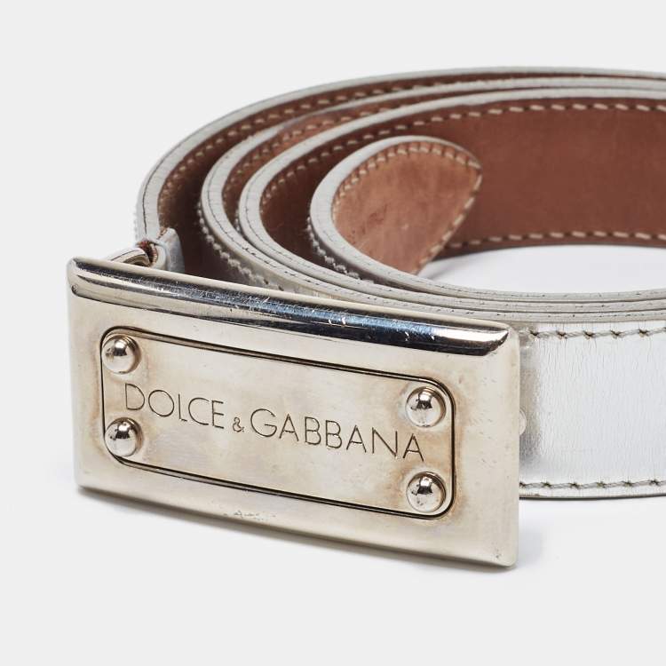 Pre Owned Dolce & Gabbana Silver Patent Leather Logo Plague Belt 