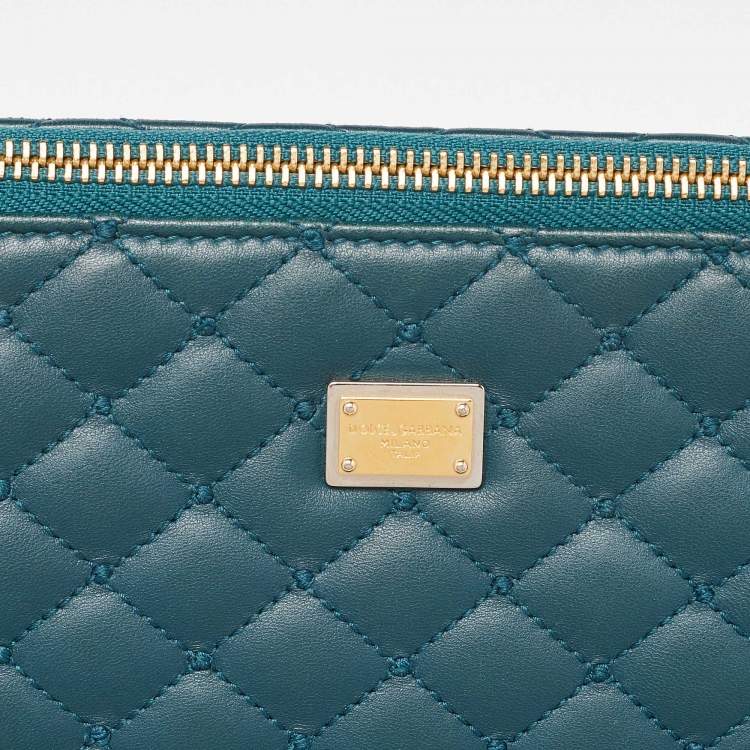 Pre Owned Dolce & Gabbana Green Quilted Leather Laptop Wristlet Case
