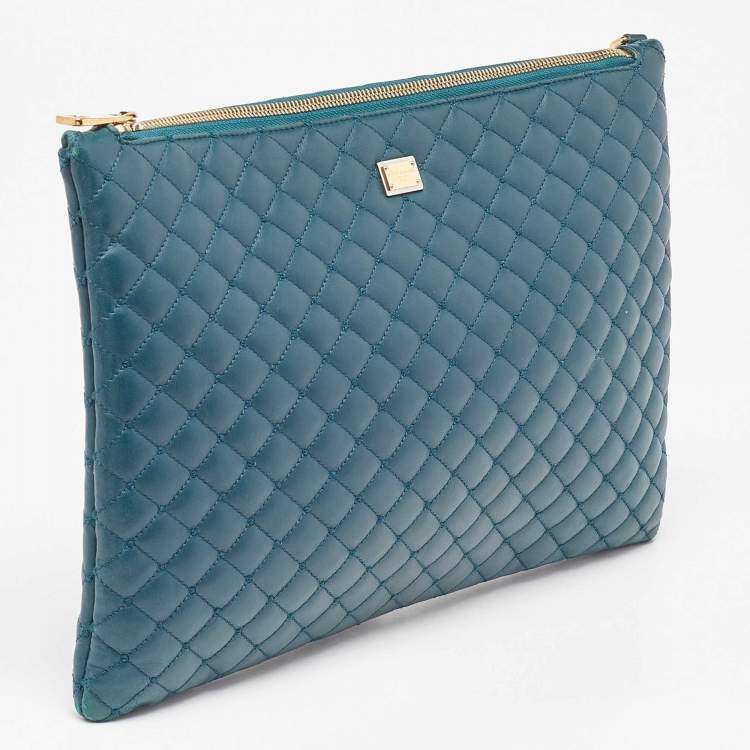 Pre Owned Dolce & Gabbana Green Quilted Leather Laptop Wristlet Case