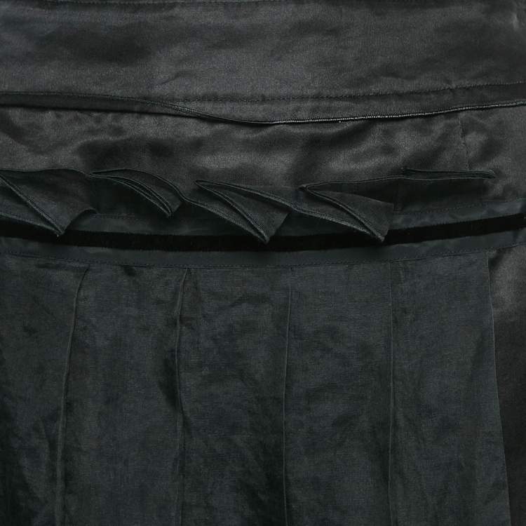 مملوكة مسبقًا Dolce & Gabbana Black Crepe Pleated Mini Skirt L
