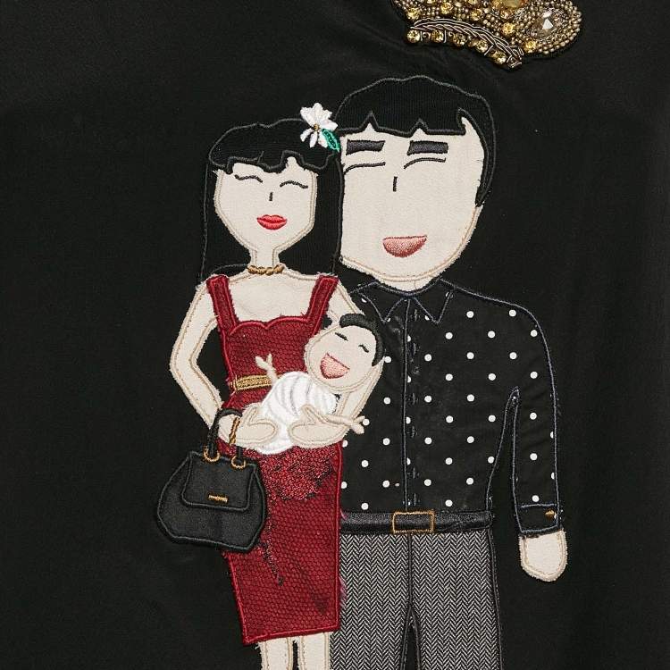 Pre Owned Dolce & Gabbana Black DG Family Applique Silk Sleeveless Top M