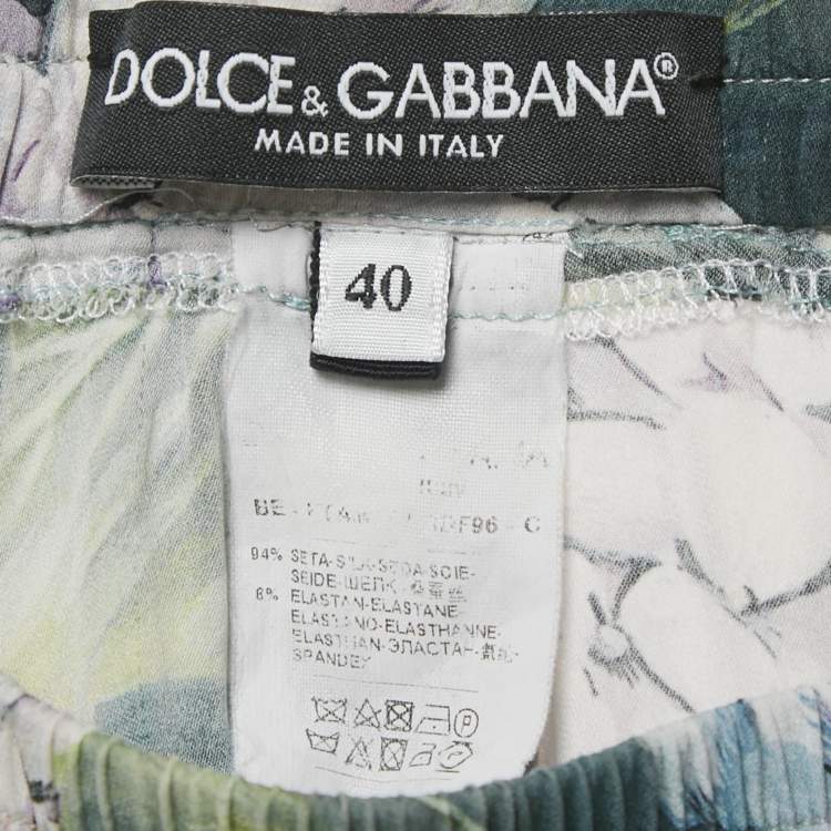 Pre Owned Dolce & Gabbana Green Printed Silk Shorts S 