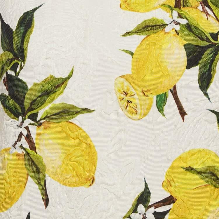 Pre Owned طقم بلوزة وتنورة دولتشي أند غابانا أبيض مزين بطبعات م/ل