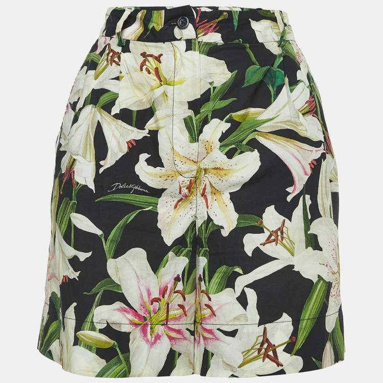 Pre Owned Dolce & Gabbana Black Floral Printed Cotton Shorts S