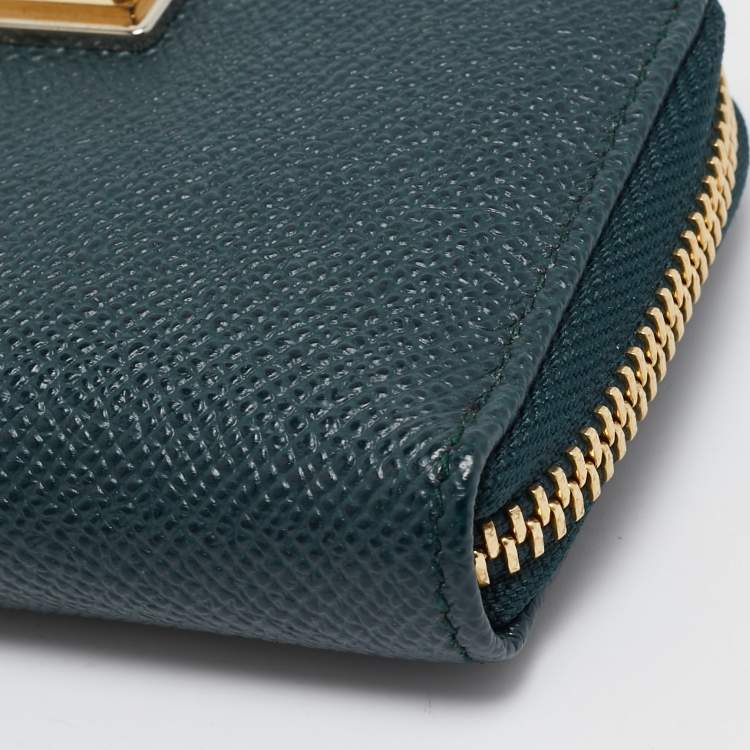 Pre Owned Dolce & Gabbana Green Leather Zip Coin Purse