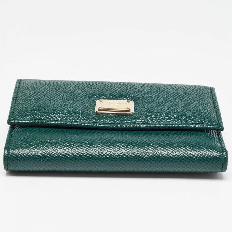 مملوكة مسبقًا Dolce & Gabbana Green Leather Logo Plaque Trifold Wallet