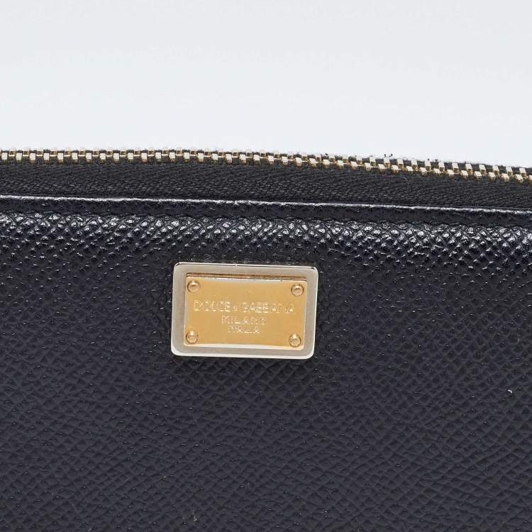 Pre Owned Dolce & Gabbana Black Leather Zip Around Wallet