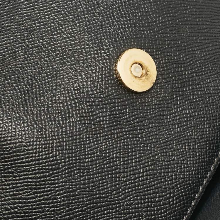 مملوكة مسبقًا Dolce & Gabbana Black Leather Small Miss Sicily Top Handle Bag
