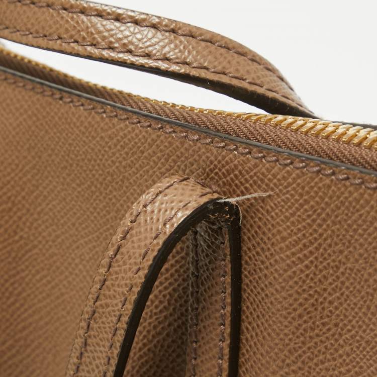 Pre Owned Dolce & Gabbana Dark Beige Leather Miss Escape Zip Tote