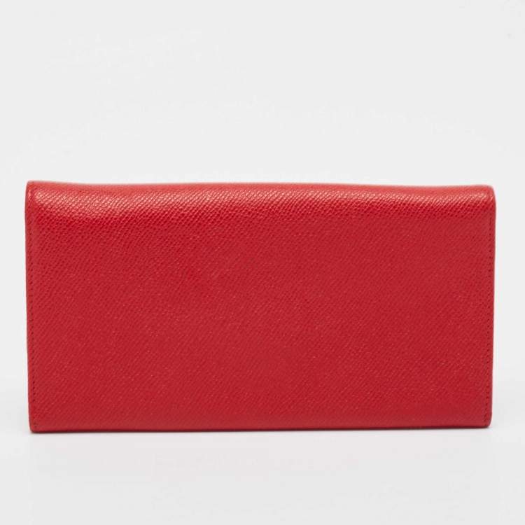 مملوكة مسبقًا Dolce & Gabbana Red Leather Flap Continental Wallet