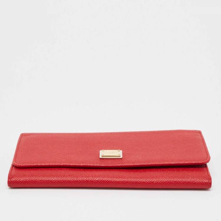 مملوكة مسبقًا Dolce & Gabbana Red Leather Flap Continental Wallet