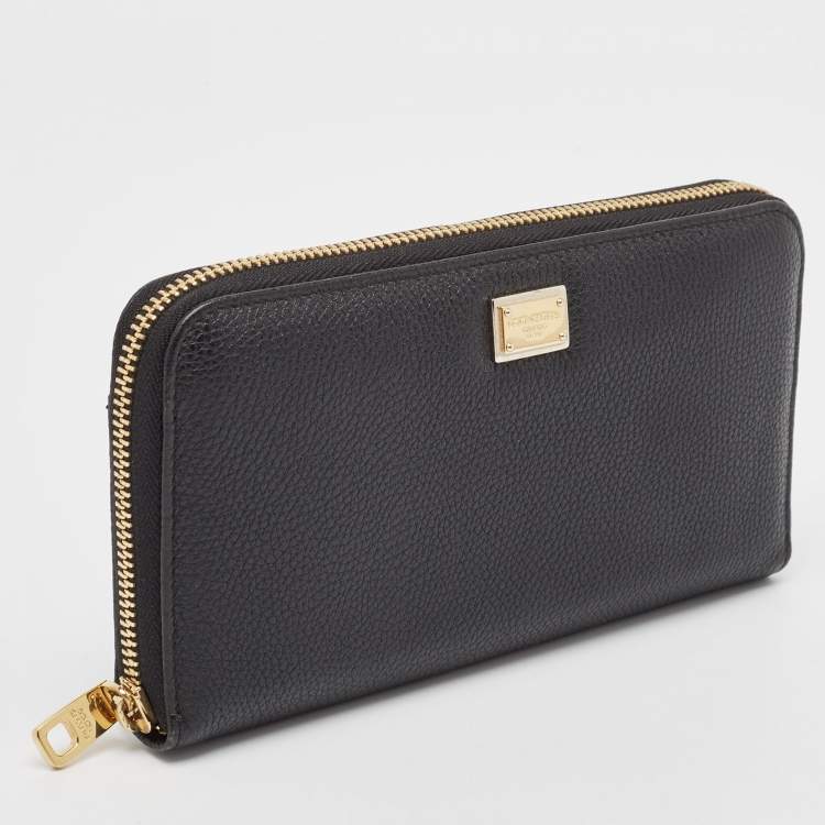 Pre Owned Dolce & Gabbana Black Leather Zip Continental Wallet