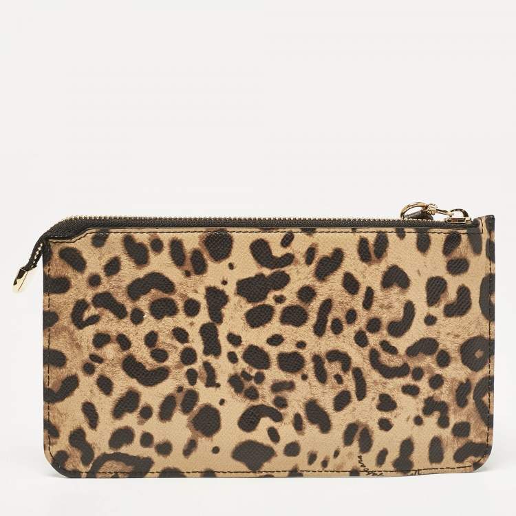 مملوكة مسبقًا Dolce & Gabbana Brown/Black Leopard Print Coated Canvas Wristlet Clutch