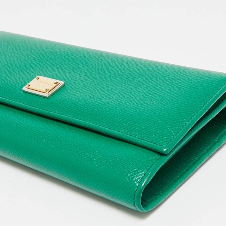 Pre Owned Dolce & Gabbana Green Leather Flap Continental Wallet