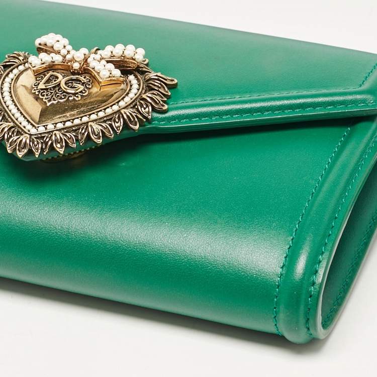 Pre Owned Dolce & Gabbana Green Leather Devotion Belt Bag