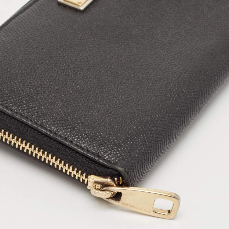 Pre Owned Dolce & Gabbana Black Leather Zip Continental Wallet