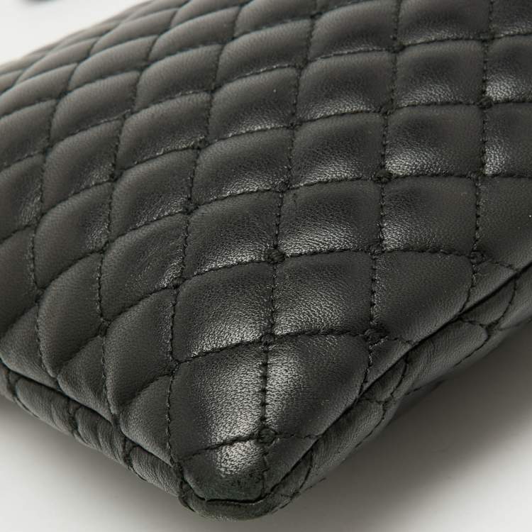 مملوكة مسبقًا Dolce & Gabbana Black Quilted Leather Top Zip Pouch