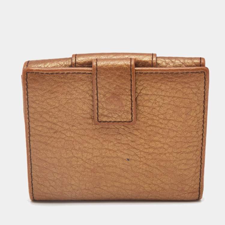 Pre Owned Dolce & Gabbana Gold Leather Metal Flap Compact Wallet