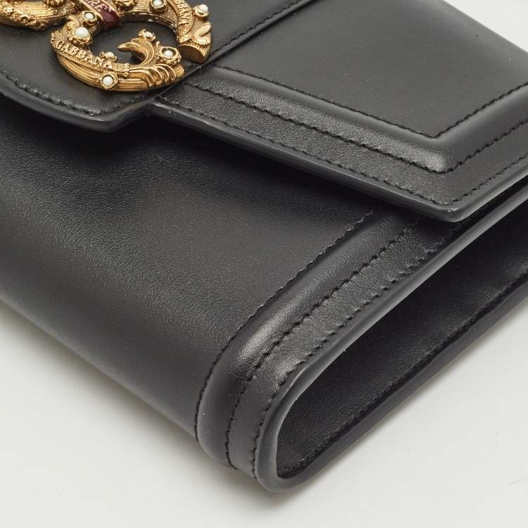 Pre Owned Dolce & Gabbana Black Leather DG Amore Clutch Bag