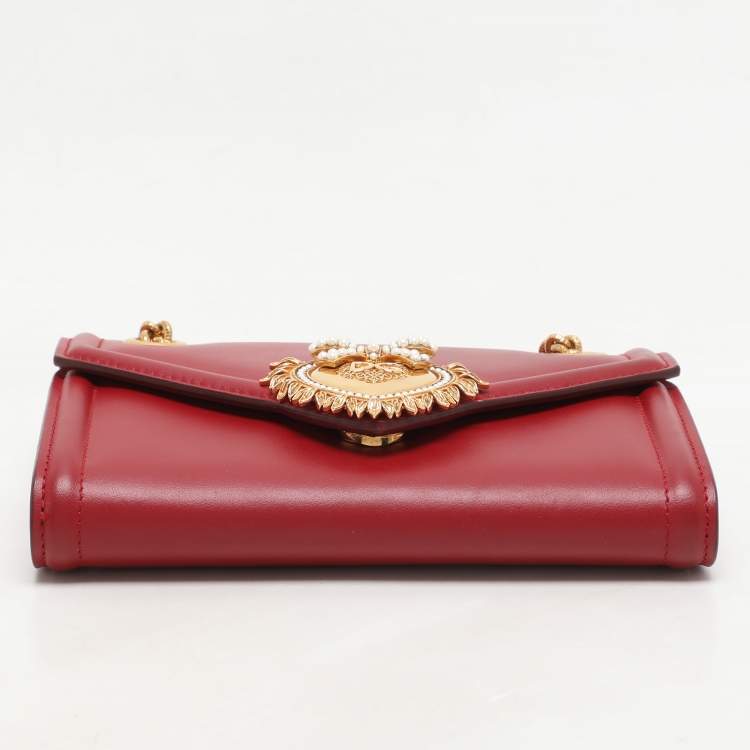 Pre Owned Dolce & Gabbana Red Leather Devotion Wallet On Chain