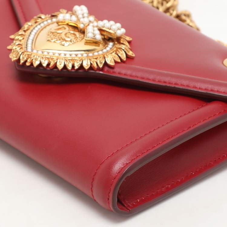 Pre Owned Dolce & Gabbana Red Leather Devotion Wallet On Chain