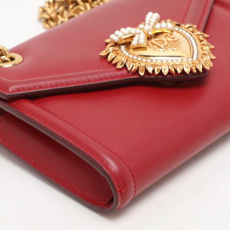 Pre Owned Dolce & Gabbana Red Leather Devotion Wallet On Chain