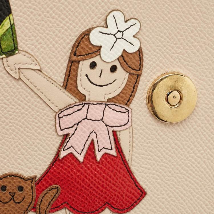 مملوكة مسبقًا Dolce & Gabbana Cream Leather Medium Miss Sicily Family Patch Top Handle Bag