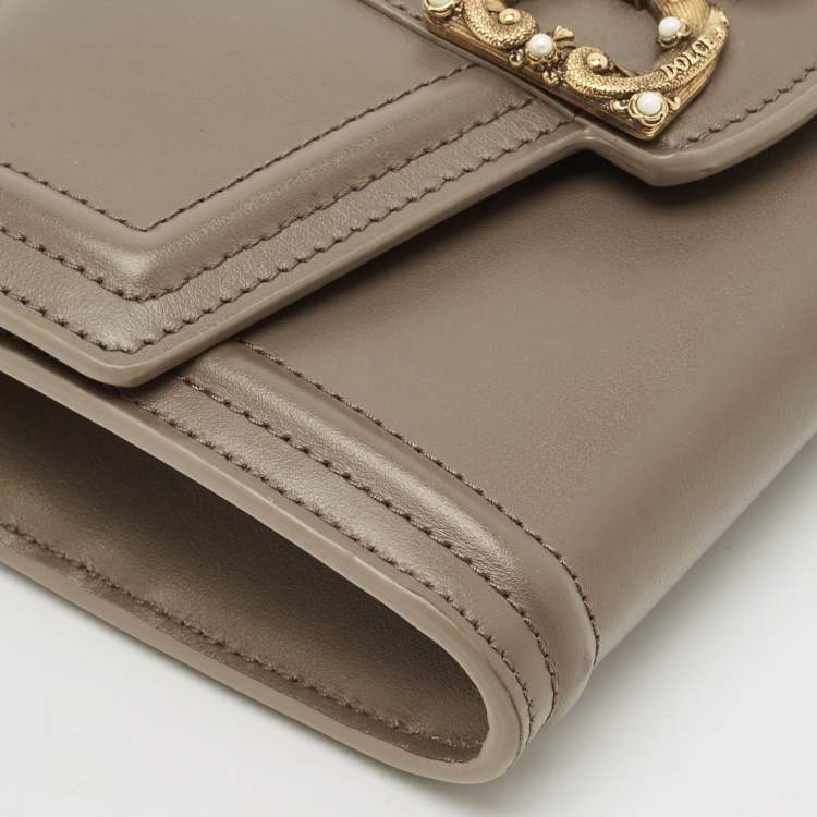 Pre Owned Dolce & Gabbana Beige Leather DG Amore Clutch Bag