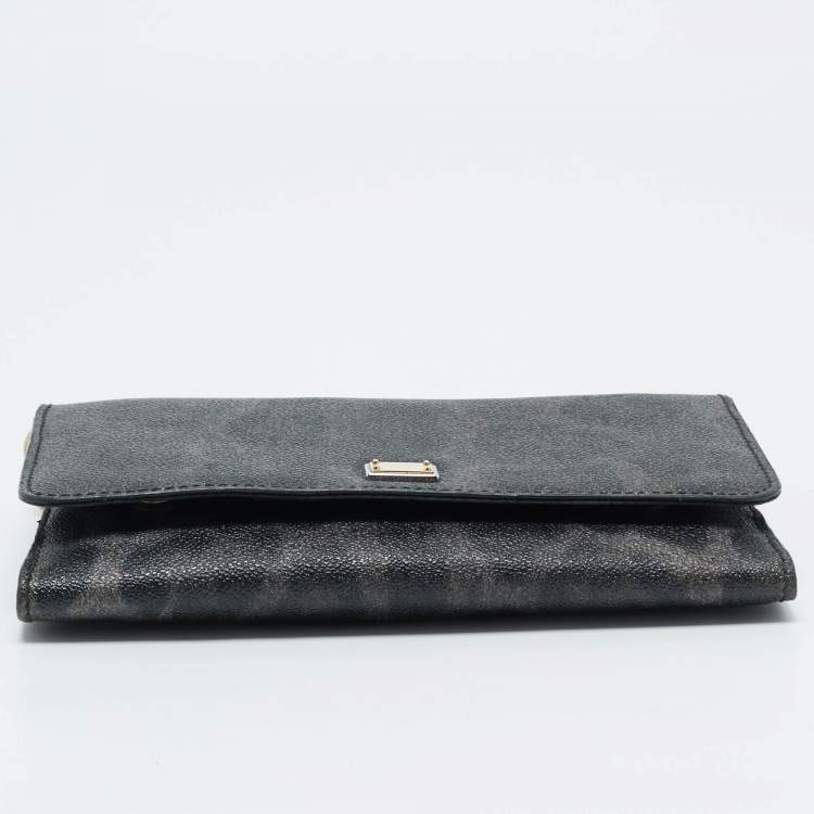 Pre Owned Dolce & Gabbana Black/Grey Leopard Print Coated Canvas Nina Chain Clutch