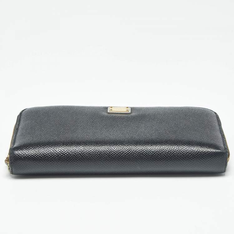 Pre Owned Dolce & Gabbana Black Leather Zip Around Wallet