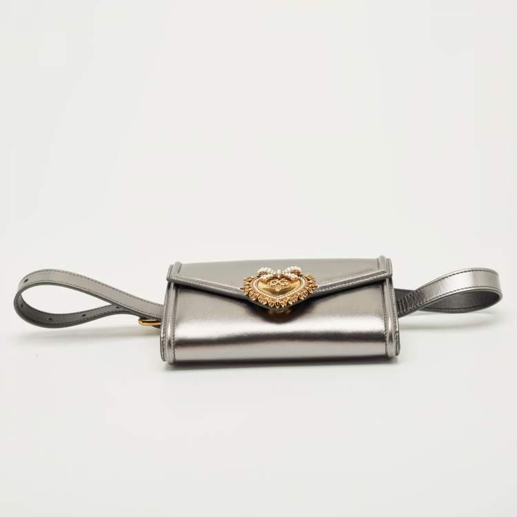 Pre Owned Dolce & Gabbana Metallic Grey Leather Devotion Belt Bag