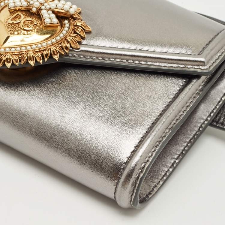 Pre Owned Dolce & Gabbana Metallic Grey Leather Devotion Belt Bag
