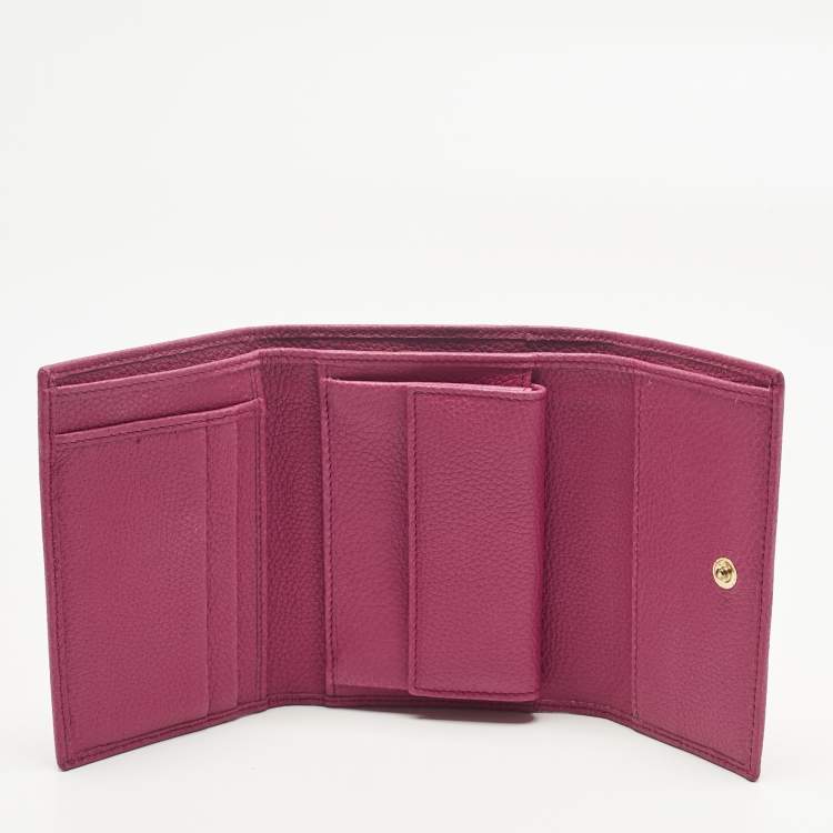 Pre Owned Dolce & Gabbana Pink Leather Logo Trifold Wallet
