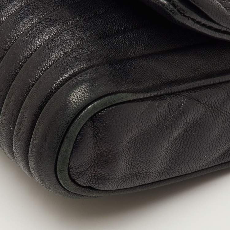 Pre Owned Dolce & Gabbana Black Pleated Leather Chain Clutch