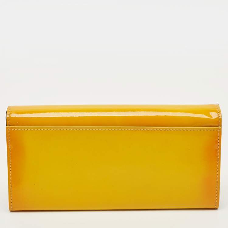 Pre Owned Dolce & Gabbana Yellow Patent Leather Flap Continental Wallet