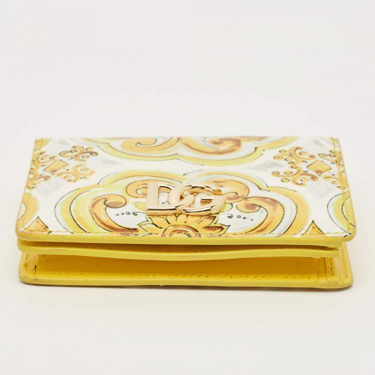 Pre Owned Dolce & Gabbana Yellow Majolica Print Patent and Leather Flap Card Case